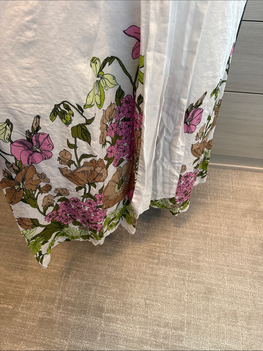 Vineyard Vines White Maxi Dress with Pink and Green Floral Puff Sleeves - Picture 3 of 4